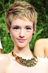 How To Use White Eyeliner
