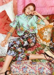 Written, prints and flowers the fantasies that set trends
