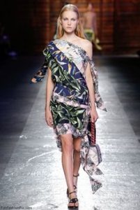 Milan Fashion Week A Mix Of Colors Sensuality and Exotic Inspirations
