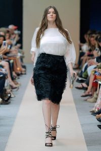 Elena Miró's pre-collection-porter collection