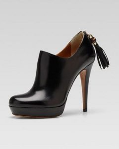 Gucci And His Wonderful Shoes 2012