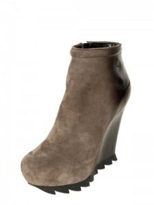 Camilla Skovgaard, Luxury Footwear