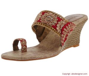 Pikolinos Shoes With Ethnic Motifs