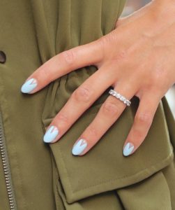 Color Manicure For Brides Yes Or No?