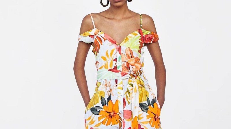Tropical Chic, the dress code of the moment